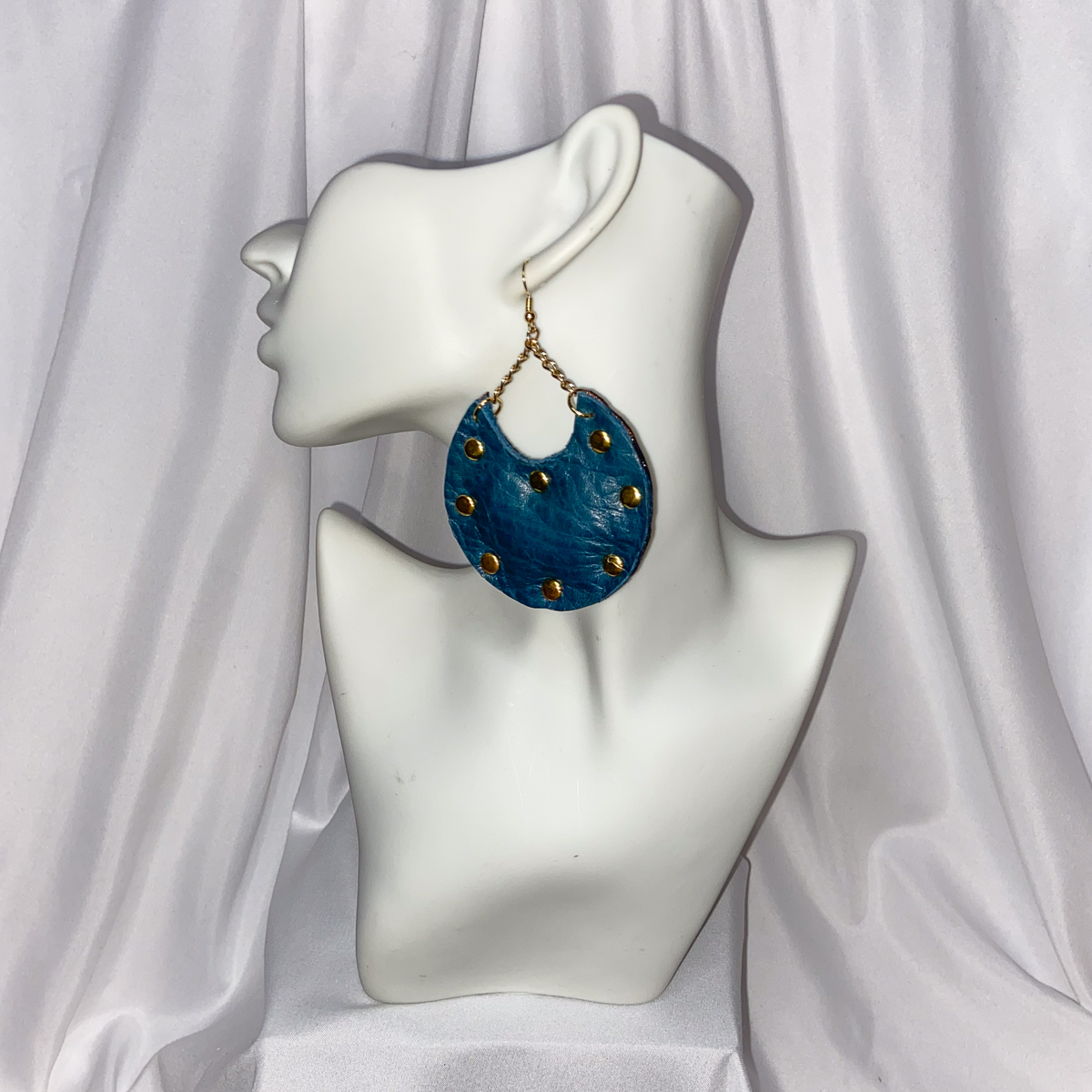 Pretty Puff Pairs Two Tone LV & Teal - Image 4