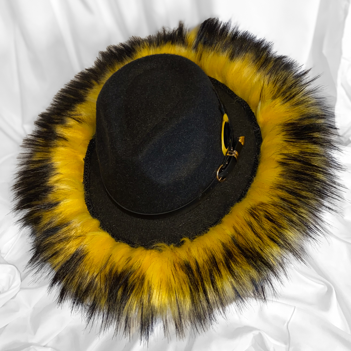 Busy Bumble Bee Fur Fedora - Image 2