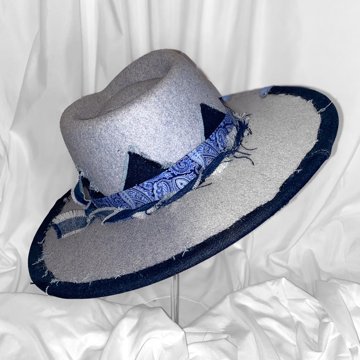 Powder Pebble Pleasure Fedora - Image 3